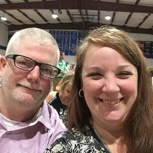 Meet your Posher, Deborah